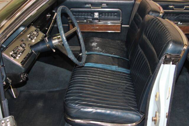 Lincoln Continental 1966 image number 47