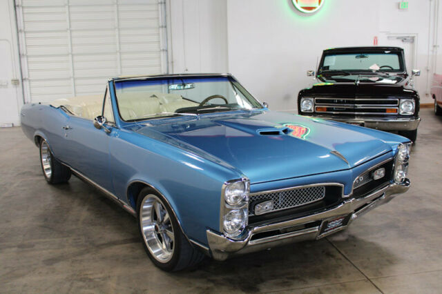 Pontiac GTO 1967 image number 28