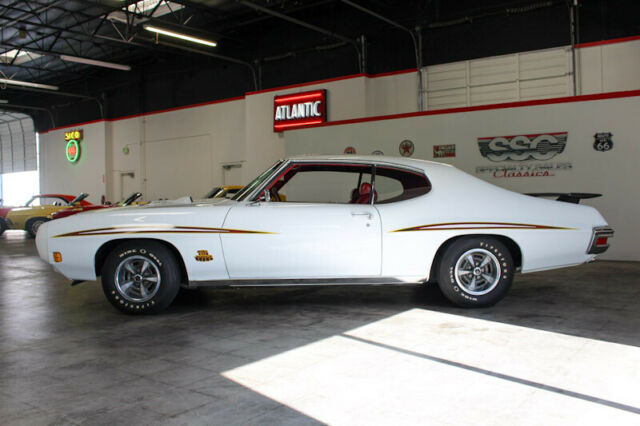 Pontiac GTO 1970 image number 10