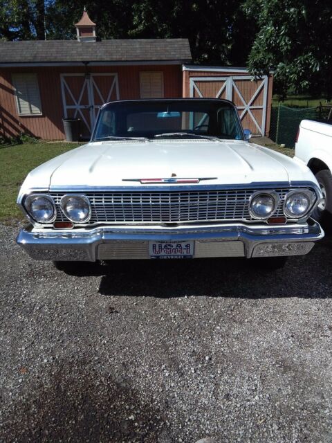 Chevrolet Impala 1963 image number 17