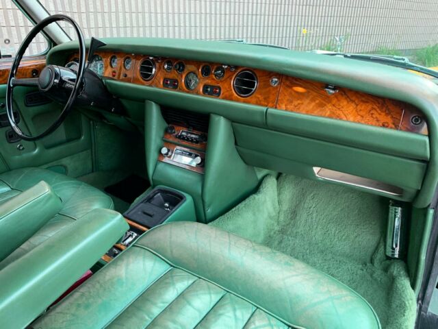 Rolls-Royce Corniche 1970 image number 44