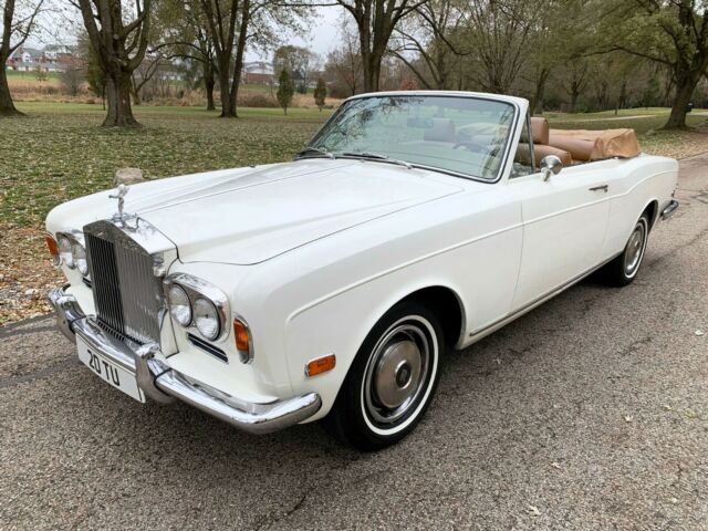 Rolls-Royce Corniche 1971 image number 26