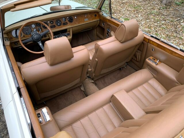 Rolls-Royce Corniche 1971 image number 36