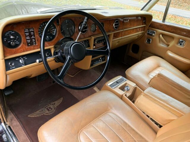 Rolls-Royce Silver Shadow 1978 image number 36