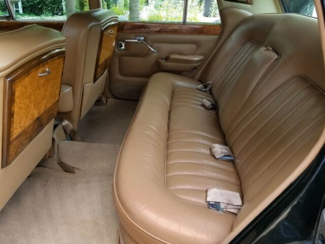 Rolls-Royce Silver Shadow 1967 image number 14