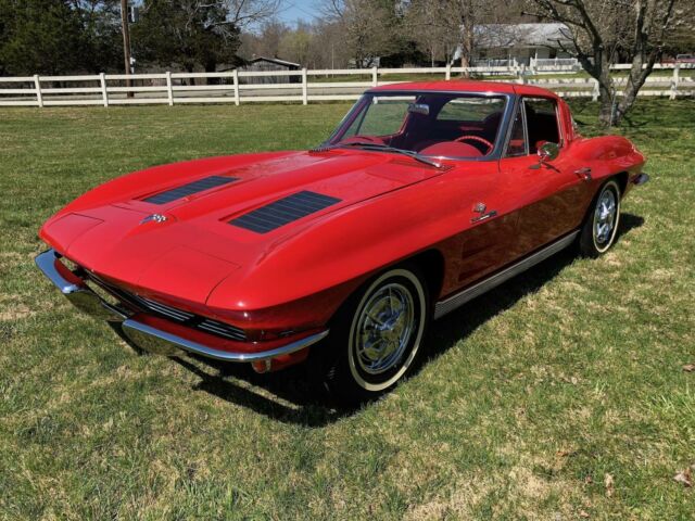 Chevrolet Corvette 1963 image number 31