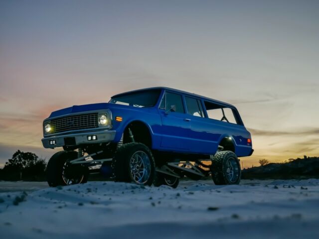 Chevrolet Suburban 1972 image number 35