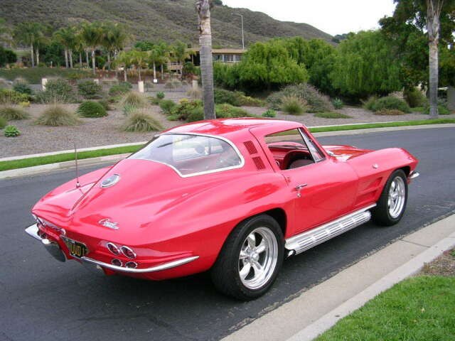 Chevrolet Corvette 1964 image number 0