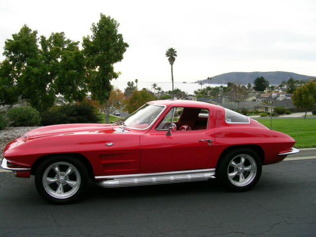 Chevrolet Corvette 1964 image number 27