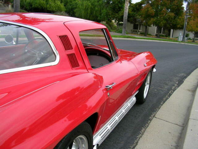 Chevrolet Corvette 1964 image number 30