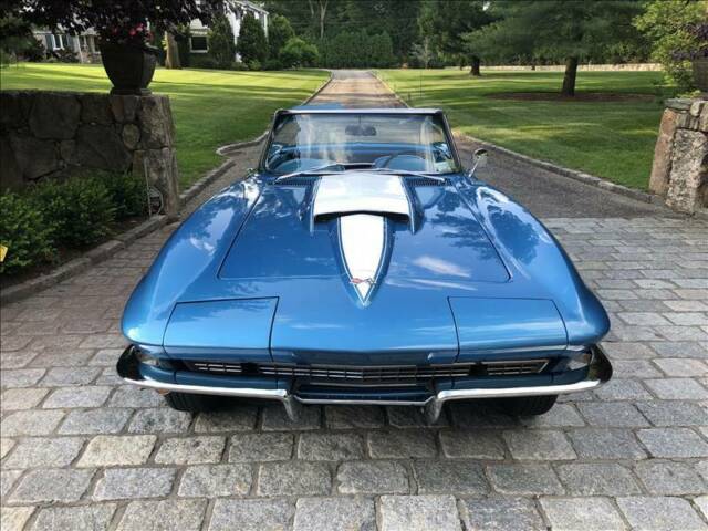 Chevrolet Corvette 1967 image number 10