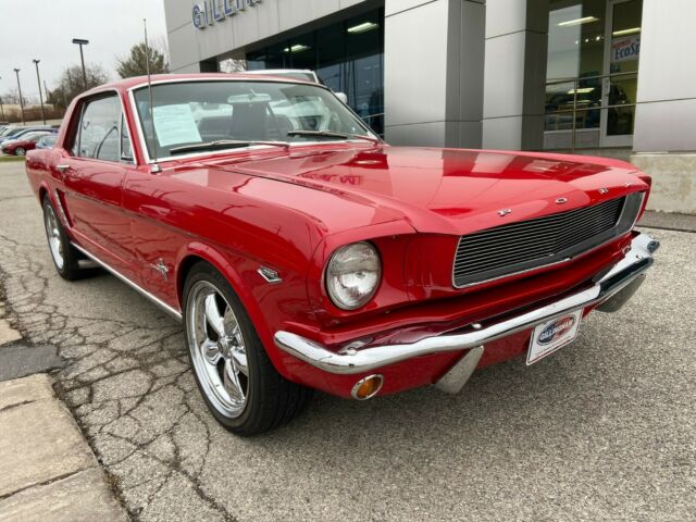 Ford Mustang 1965 image number 1