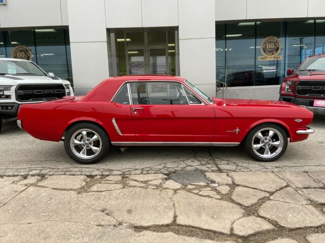 Ford Mustang 1965 image number 24