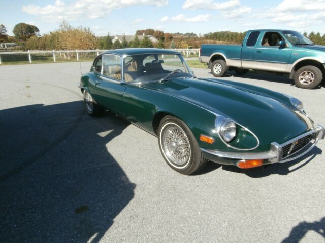 Jaguar E-Type 1972 image number 0