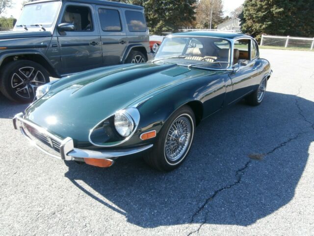 Jaguar E-Type 1972 image number 16