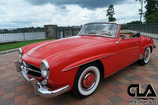 Mercedes-Benz SL-Class 1962 image number 1