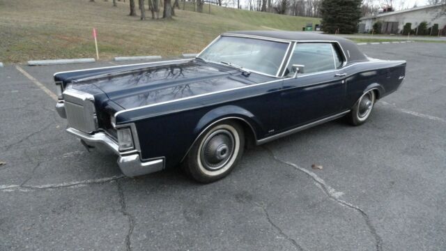 Lincoln Continental 1969 image number 0