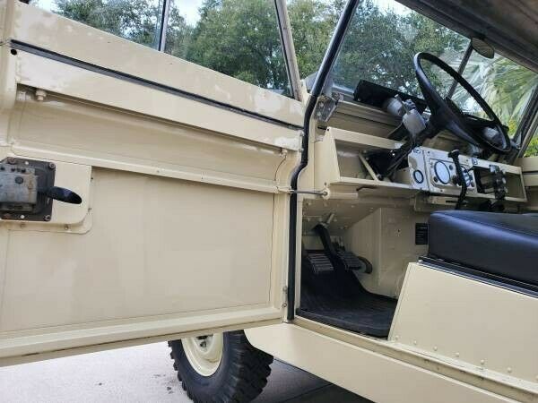 Land Rover SERIES 2A 1967 image number 10