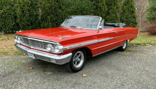 Ford Galaxie 1964 image number 20