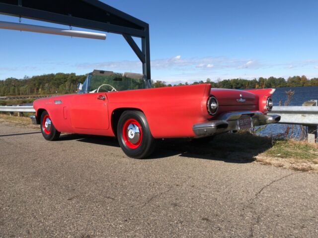 Ford Thunderbird 1957 image number 15