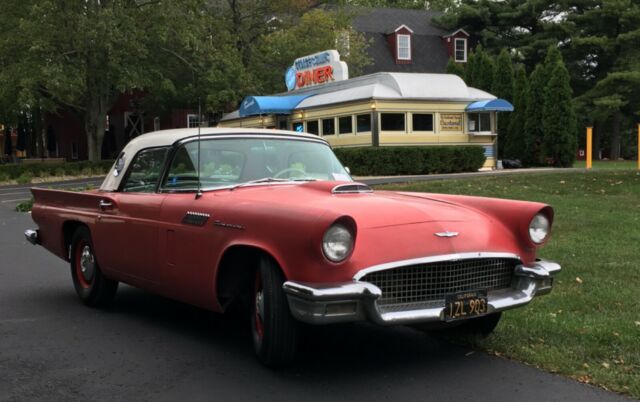 Ford Thunderbird 1957 image number 23