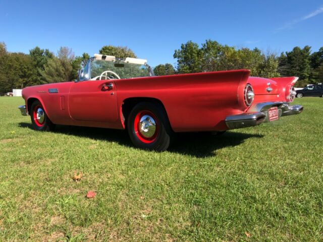 Ford Thunderbird 1957 image number 24