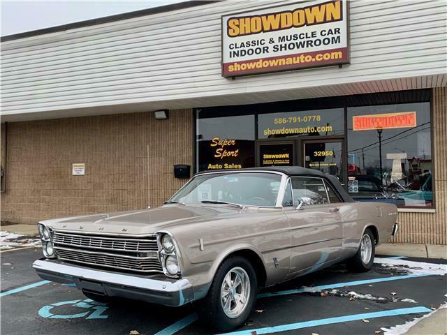 Ford Galaxie 1966 image number 27