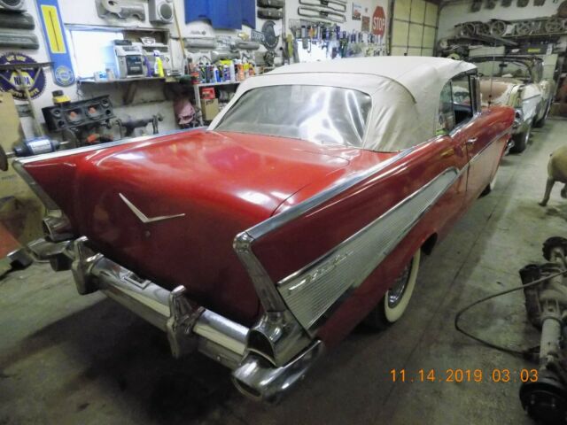 Chevrolet Bel Air/150/210 1957 image number 12