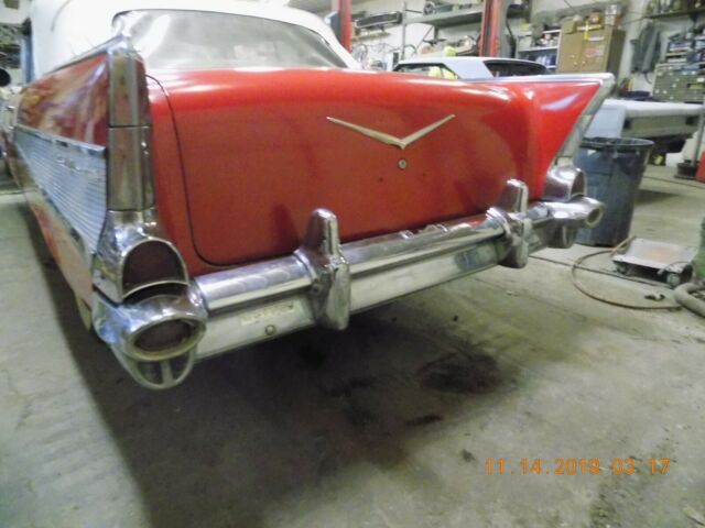 Chevrolet Bel Air/150/210 1957 image number 25