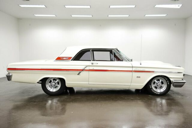 Ford Fairlane 1964 image number 31