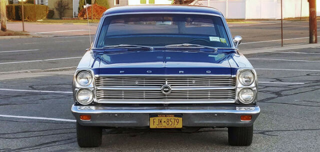 Ford Fairlane 1966 image number 18