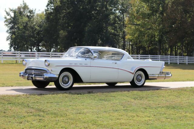 Buick Riviera 1957 image number 44