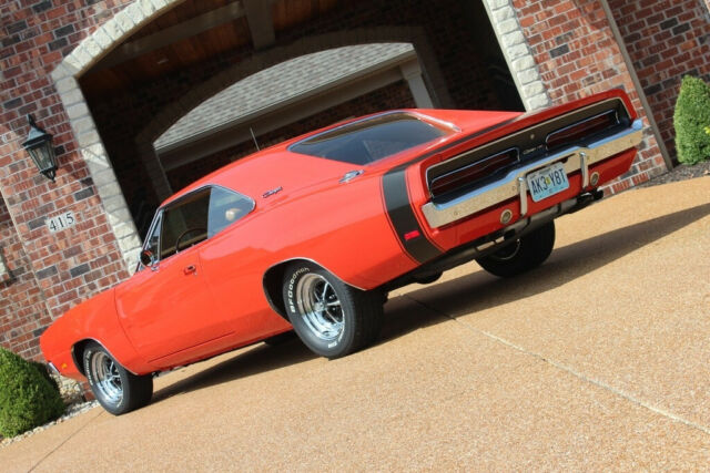 Dodge Charger 1969 image number 30