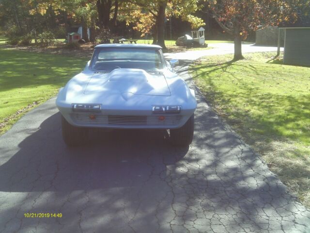 Chevrolet Corvette 1966 image number 47