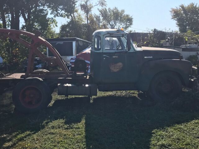 Chevrolet Loadmaster 1948 image number 1