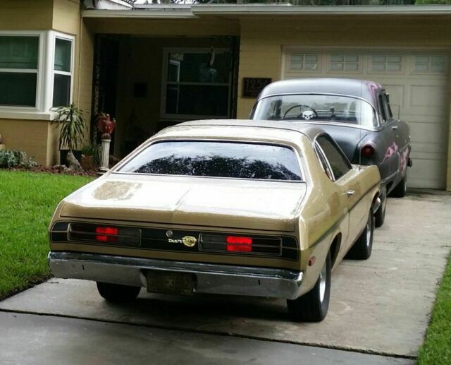 Plymouth Duster 1972 image number 26