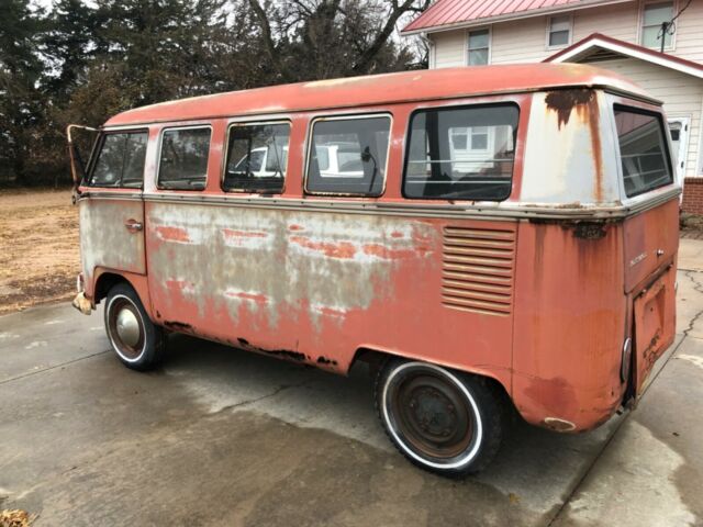 Volkswagen Bus/Vanagon 1966 image number 15