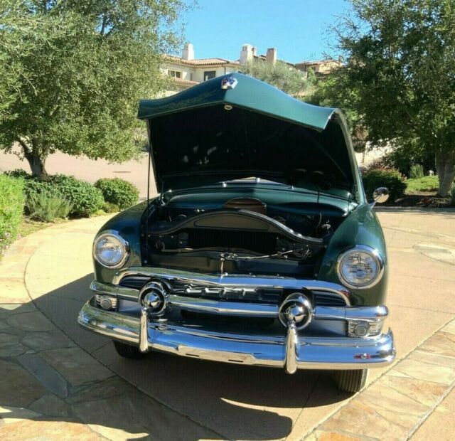 Ford Custom Convertible 1951 image number 19