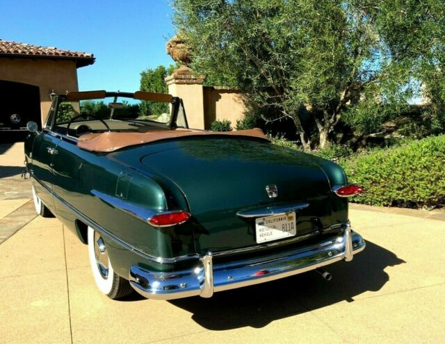 Ford Custom Convertible 1951 image number 32