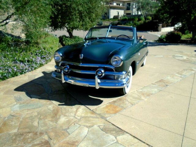 Ford Custom Convertible 1951 image number 47