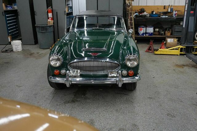 Austin Healey BJ-8 1967 image number 14