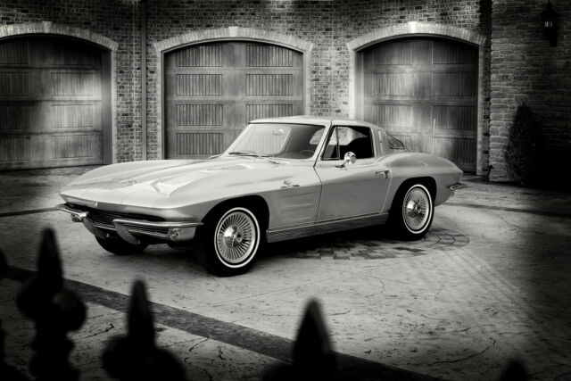 Chevrolet Corvette 1963 image number 16