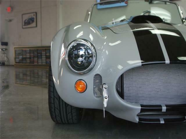 Backdraft Racing Cobra RT4 Roadster 1965 image number 27