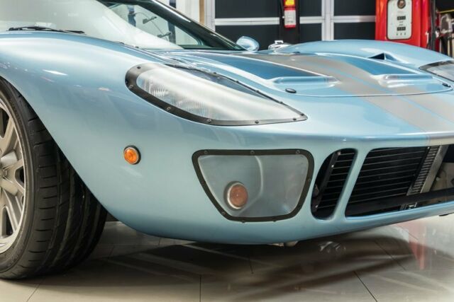 Ford GT40 1965 image number 18