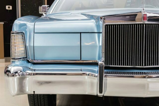 Lincoln Continental 1973 image number 41