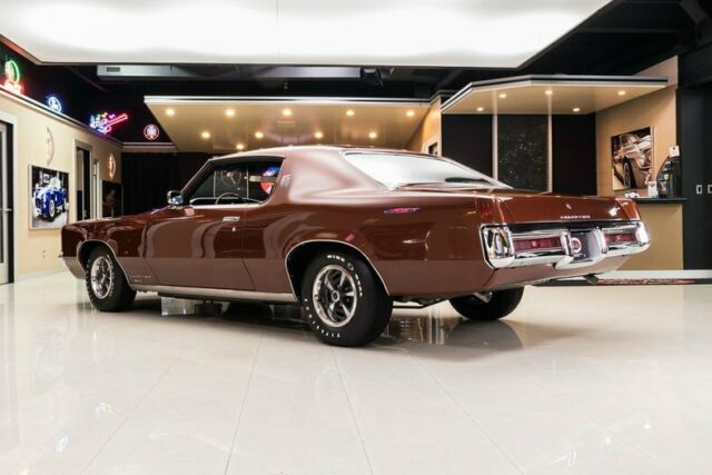 Pontiac Grand Prix 1969 image number 14