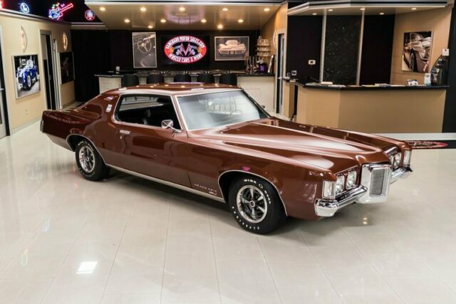 Pontiac Grand Prix 1969 image number 8