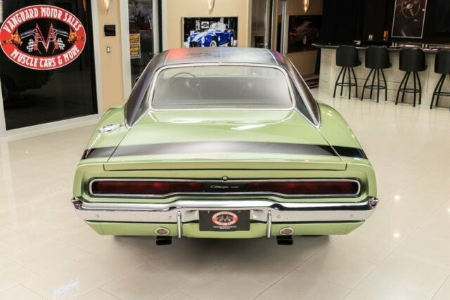 Dodge Charger 1970 image number 37