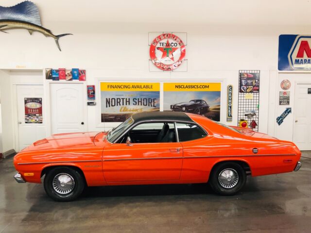 Plymouth Duster 1972 image number 34