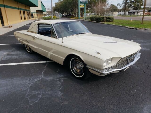 Ford Thunderbird 1966 image number 18